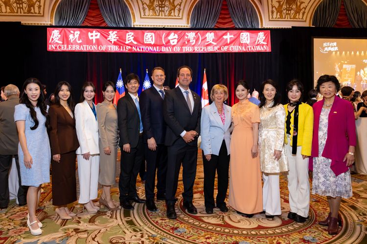 新世紀影視以舞蹈開場渥太華臺灣第115屆國慶慶典