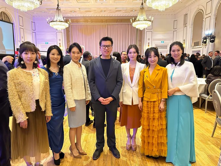 新世紀影視演員受邀參加多倫多臺灣第115屆雙十國慶招待會